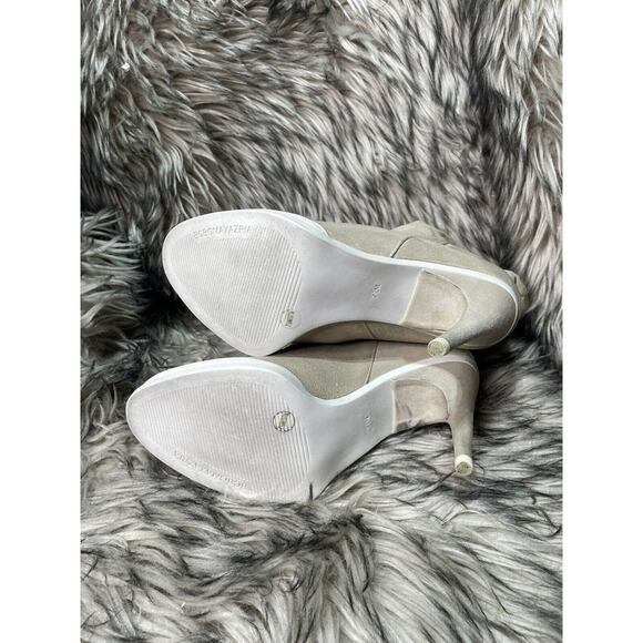 BCBG MAXAZRIA Ma‎ Perry Ivory Suede Ankle Bootie 4in Heel Real Fur Women's 7.5M - Picture 7 of 9